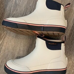 New in Box Grundens Ankle Rain Boot - Woman